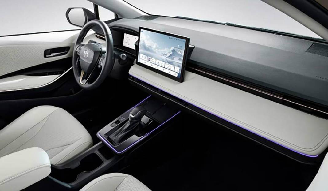 Yakıt cimrisi Corolla'nın yeni yüzü göründü! Toyota'nın yeni sedan kralı sahnede 17